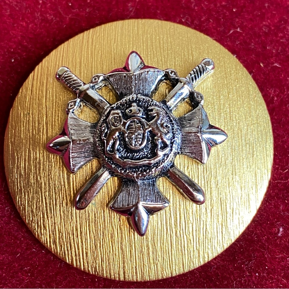 Vintage Heraldic Lion Dragon Shield Crest Brooch GoldSilver Tone